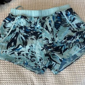 Under Armour Women's Blue Patterned Athletic Shorts